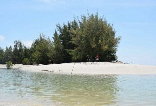Pulau Bengkalis, Salah Satu Daftar Pulau Indonesia