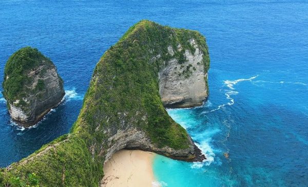 Pulau Nusa Penida, Salah Satu Daftar Pulau Indonesia